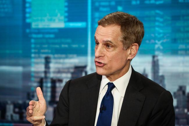 © Bloomberg. Robert Kaplan, president of the Federal Reserve Bank of Dallas, speaks during a Bloomberg Television interview in New York, U.S., on Thursday, Jan. 3, 2018. Kaplan said the U.S. central bank should put interest rates on hold as it waits to see how uncertainties about global growth, weakness in interest-sensitive industries and tighter financial conditions play out.