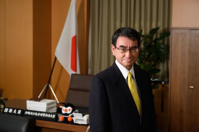 © Bloomberg. Taro Kono, Japan's regulatory reform and vaccine minister, in Tokyo, Japan, on March 29, 2021. Kono said that the rate of Covid-19 inoculations in the country likely won’t pick up speed until May, despite already lagging behind some other developed nations.