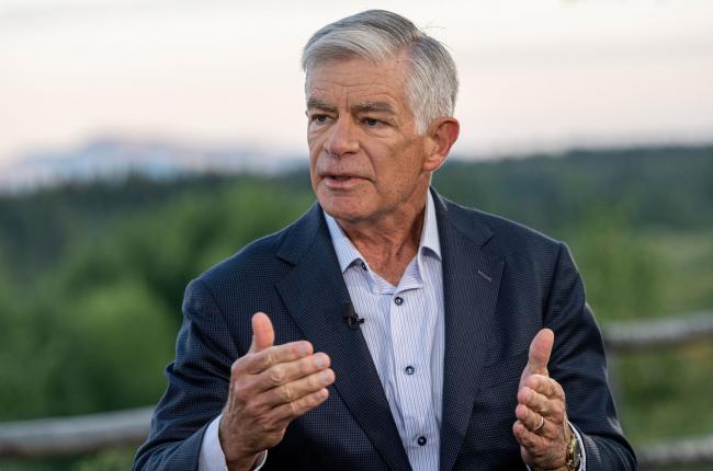 &copy Bloomberg. Patrick Harker, president and chief executive officer of the Federal Reserve Bank of Philadelphia, speaks during a Bloomberg Television interview at the Jackson Hole economic symposium in Moran, Wyoming, US, on Friday, Aug. 26, 2022. Federal Reserve officials stressed the need to keep raising interest rates even as they reserved judgment on how big they should go at their meeting next month.