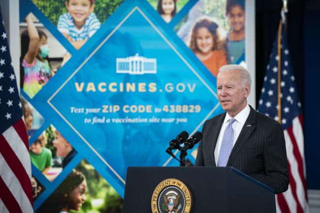 © Bloomberg. U.S. President Joe Biden speaks in the Eisenhower Executive Office Building in Washington, D.C., U.S., on Wednesday, Nov. 3, 2021. Younger children across the U.S. are now eligible to receive Pfizer's Covid-19 vaccine, after the head of the Centers for Disease Control and Prevention granted the final clearance needed for shots to begin.