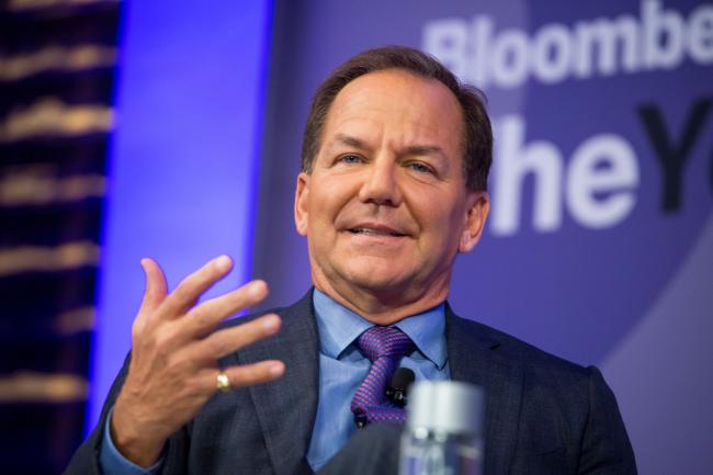 © Bloomberg. Paul Tudor Jones, co-chairman and chief investment officer of Tudor Investment Corp., speaks during Bloomberg's fourth-annual Year Ahead Summit in New York, U.S., on Tuesday, Oct. 25, 2016. The summit addresses the most urgent topics for 2017 and beyond–how power shifts in global politics will affect free trade and financial markets; industry-moving innovations in AI, robotics, and life sciences; the biggest investment opportunities for 2017; and how organizations are working to increase diversity, solve the skills gap, and decrease the wage gap.