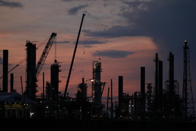 © Bloomberg. The BP Plc Whiting Refinery in Whiting, Indiana, U.S., on Sunday, Oct. 10, 2021. Oil demand is set to increase by an average of almost 4 million barrels a day in 2021 vs. a low, pandemic-driven 2020 level. Photographer: Luke Sharrett/Bloomberg