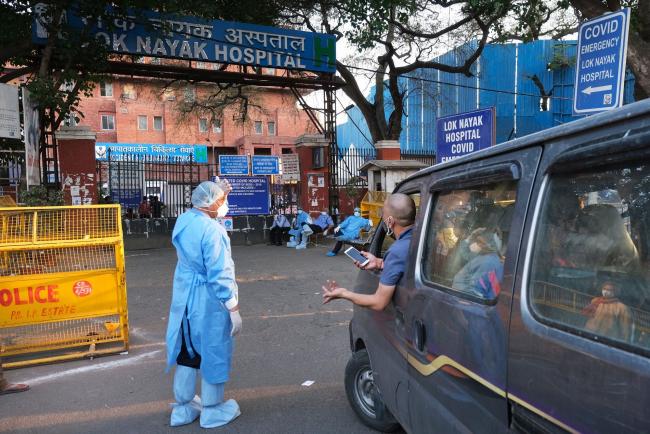 © Bloomberg. As Covid-19 cases spiked in India, full hospitals had to turn away patients.  Photographer: T. Narayan/Bloomberg