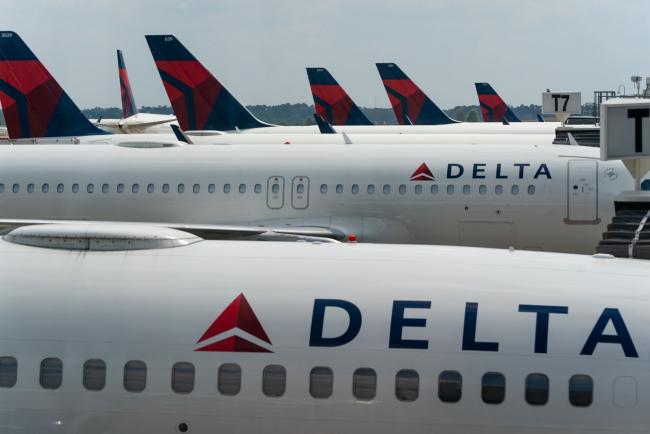 Delta, Pilots Reach Four-Year Deal With 34% in Raises