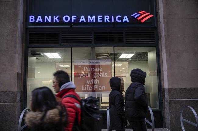 © Bloomberg. A Bank of America branch in New York, U.S., on Monday, Jan. 17, 2022. Bank of America is scheduled to release earnings figures on January 19. Photographer: Victor J. Blue/Bloomberg