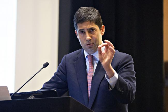 © Bloomberg. Kevin Warsh, former governor of the U.S. Federal Reserve, speaks during the American Economic Association (AEA) annual conference in Chicago, Illinois, U.S., on Friday, Jan. 6, 2017. Warsh said that more reform is needed at U.S. central bank than ever before.