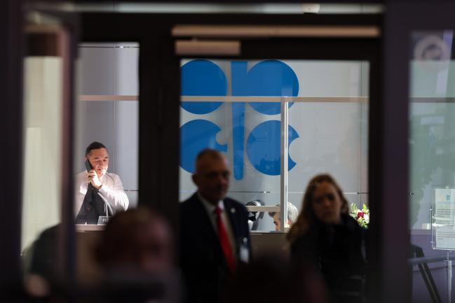 OPEC+ Tries to Keep Oil Above $90 With Large Production Cut
