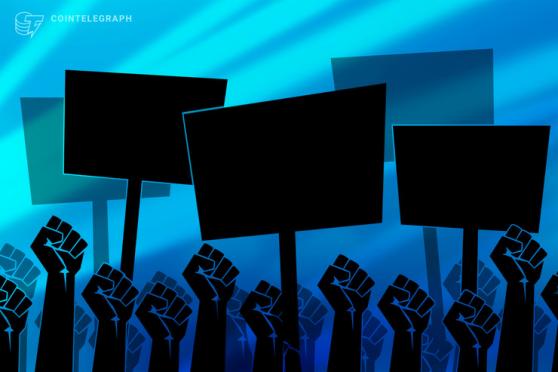 El Salvadorians take to the streets to protest Bitcoin law 