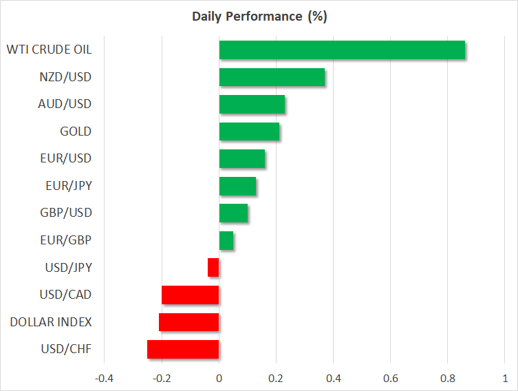 Dollar stalls, stocks given a lifeline as rate hike bets scaled back