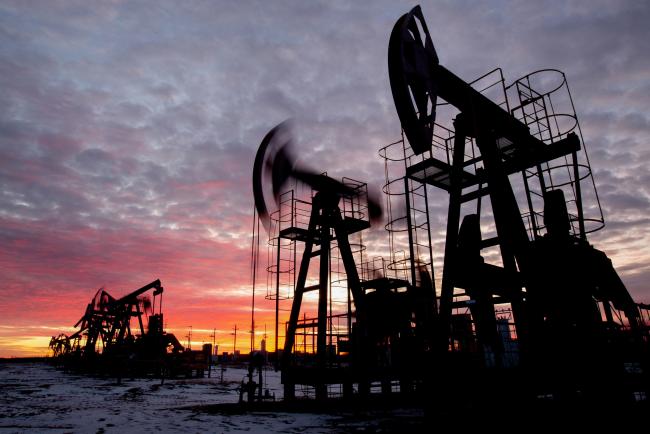 © Bloomberg. Oil pumping jacks. Photographer: Andrey Rudakov/Bloomberg