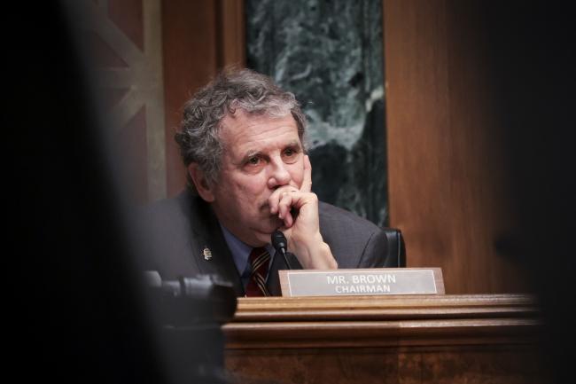 © Bloomberg. Senator Sherrod Brown, a Democrat from Ohio and chairman of the Senate Banking, Housing, and Urban Affairs Committee, during a hearing in Washington, D.C., U.S., on Tuesday, Feb. 15, 2022. The hearing is examining the President's Working Group on Financial Markets report on stablecoins.