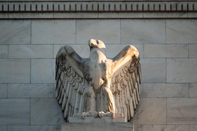 © Bloomberg. The Marriner S. Eccles Federal Reserve building stands in Washington, D.C., U.S., on Tuesday, Aug. 18, 2020. In addition to helping rescue the U.S. economy amid the coronavirus pandemic, Fed Chair Jerome Powell and colleagues also spent 2020 finishing up the central bank’s first-ever review of how it pursues the goals of maximum employment and price stability set for it by Congress. Photographer: Erin Scott/Bloomberg